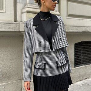 Elegant Women's Houndstooth Pattern Suit jacket & Pleated Skirt